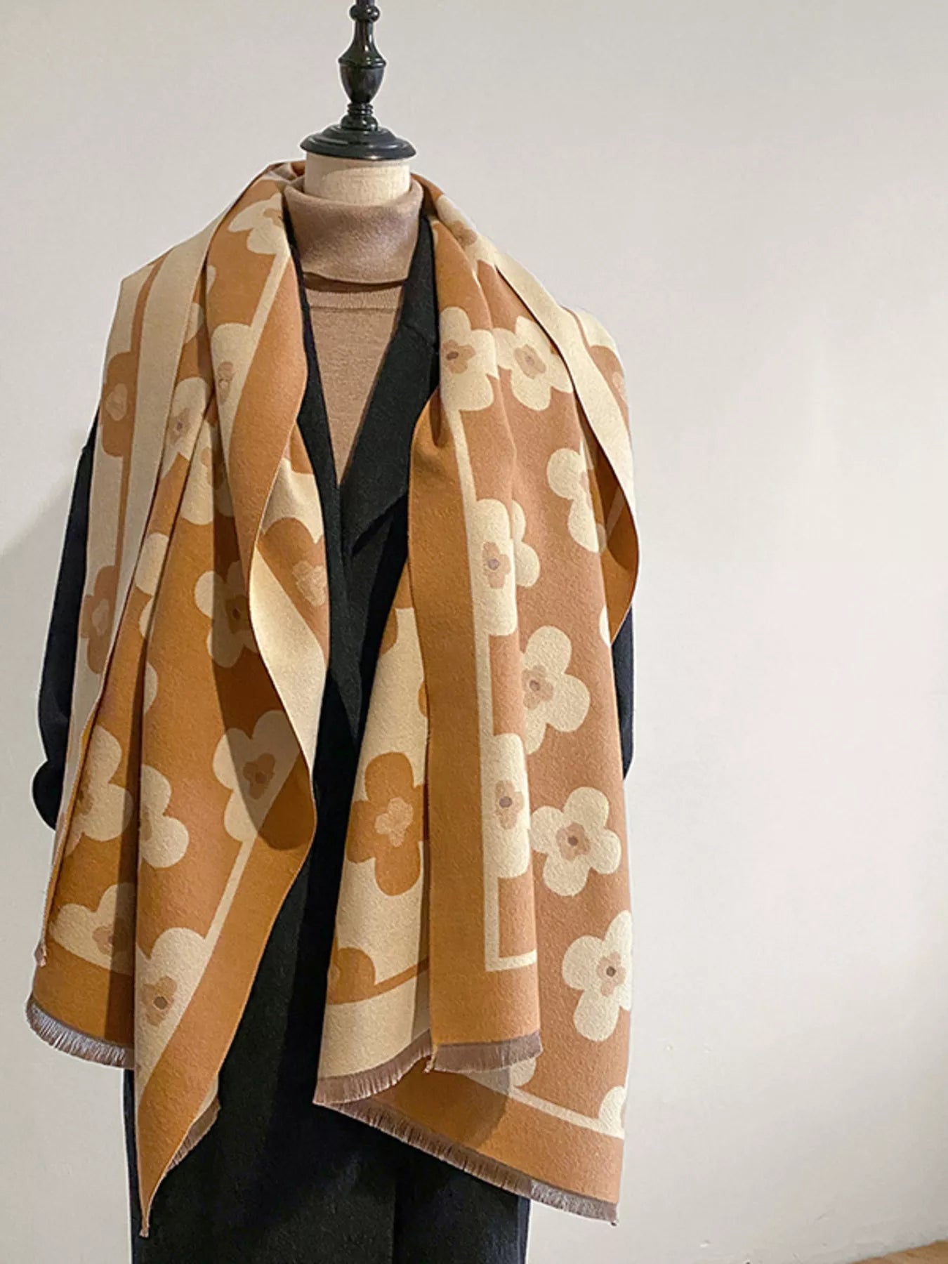 6ee2c85be2c5423789f603e27955adfc-Max-Origin